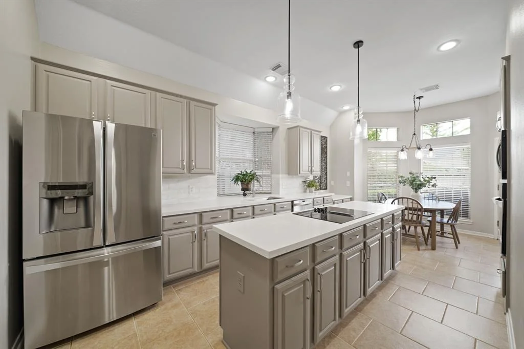 Photo of 6723 Springcrest Drive