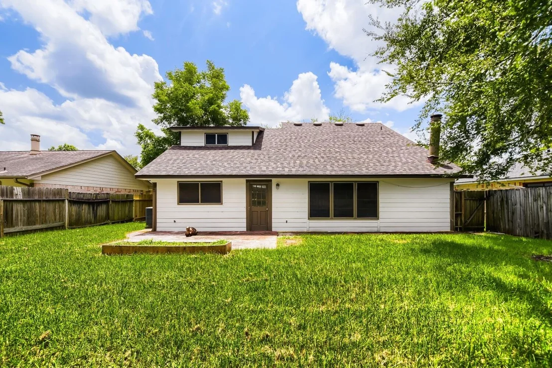 Photo of 5819 Culross Close