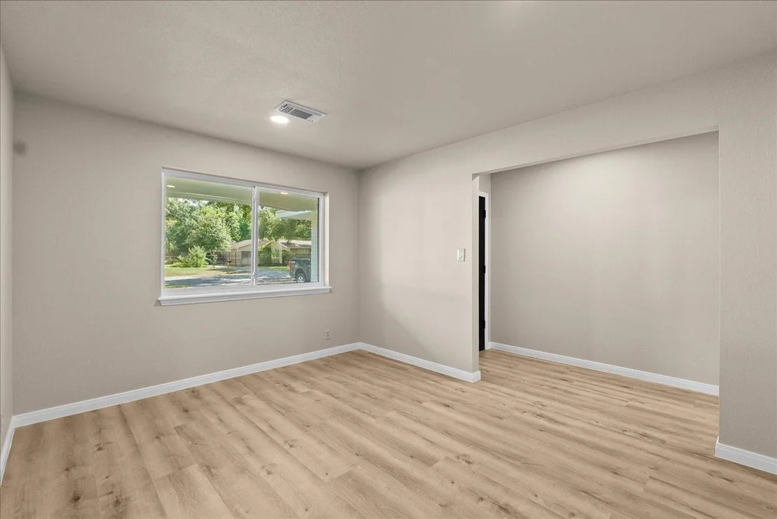 Photo of 5142 Mockingbird Lane