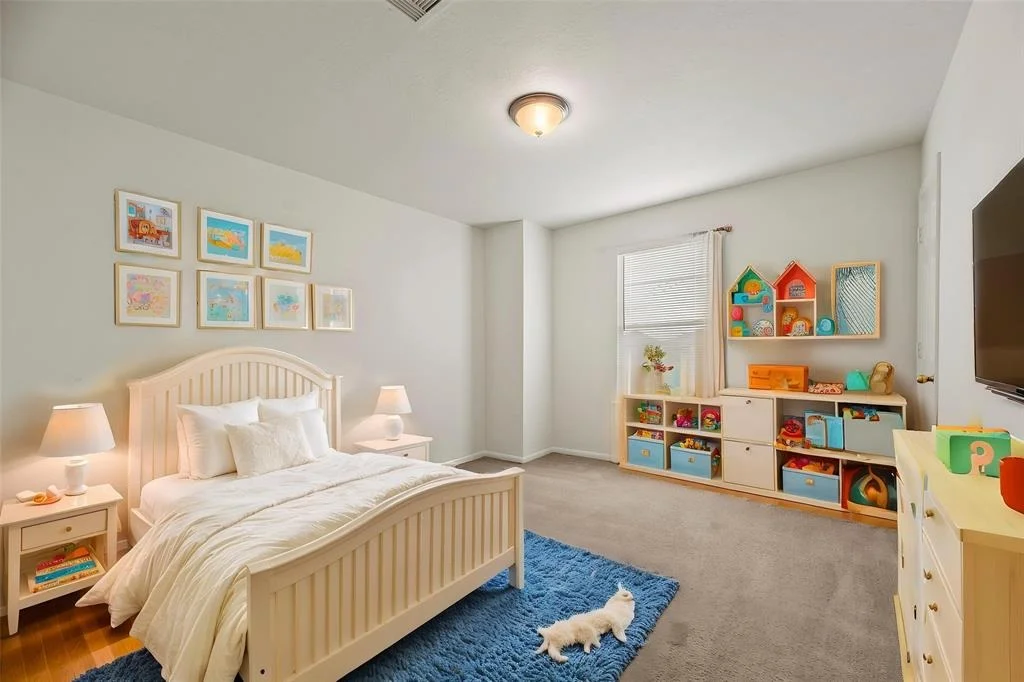 Photo of 5902 Shining Leaf Court