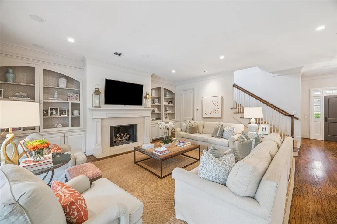 Photo of 6236 Doliver Drive