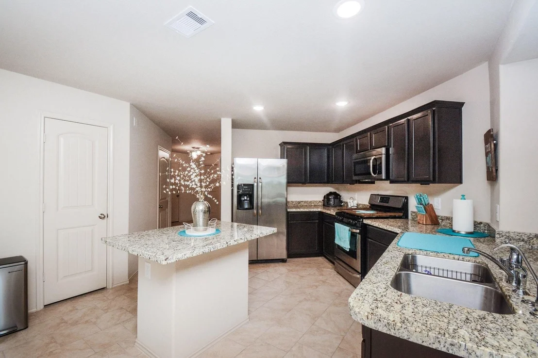 Photo of 23318 Dukes Run Drive