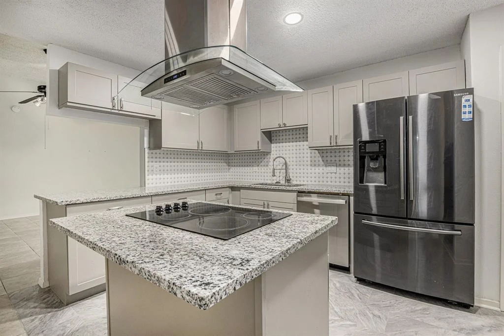 Photo of 6138 Linnhaven Drive