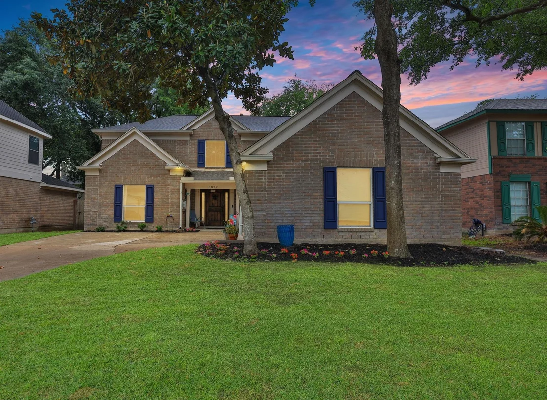 Photo of 8827 Stoney Bend Drive