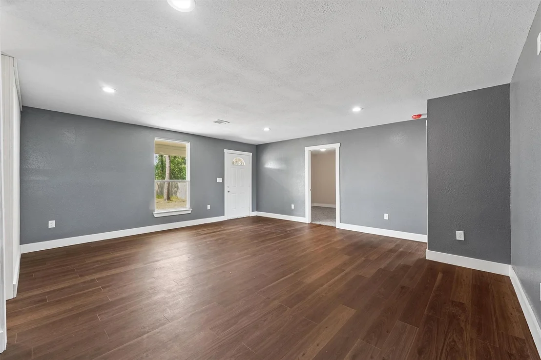 Photo of 711 Road 5014