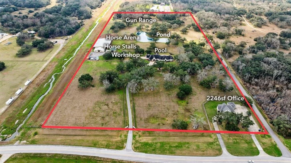 Photo of 1980 County Road 220