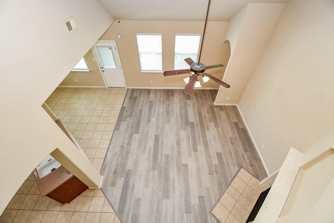 Photo of 2927 Empire Oaks Lane