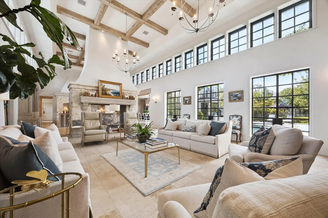 Photo of 5555 Cranbrook Road