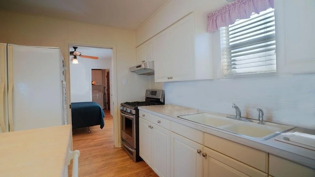 Photo of 3635 Bayshore Drive