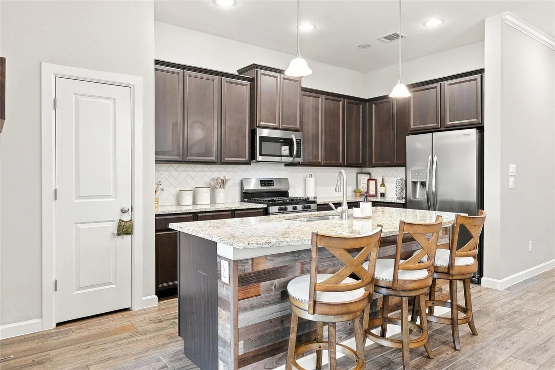 Photo of 129 Saddle Drive