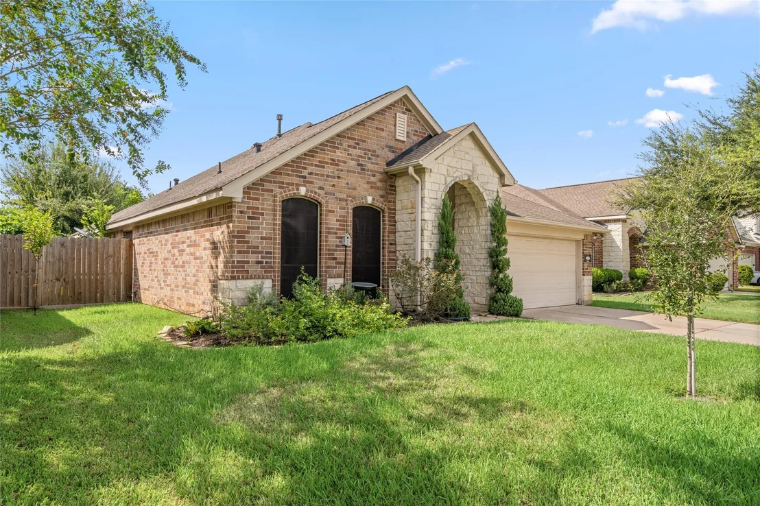 Photo of 16631 Cypresswick Lane