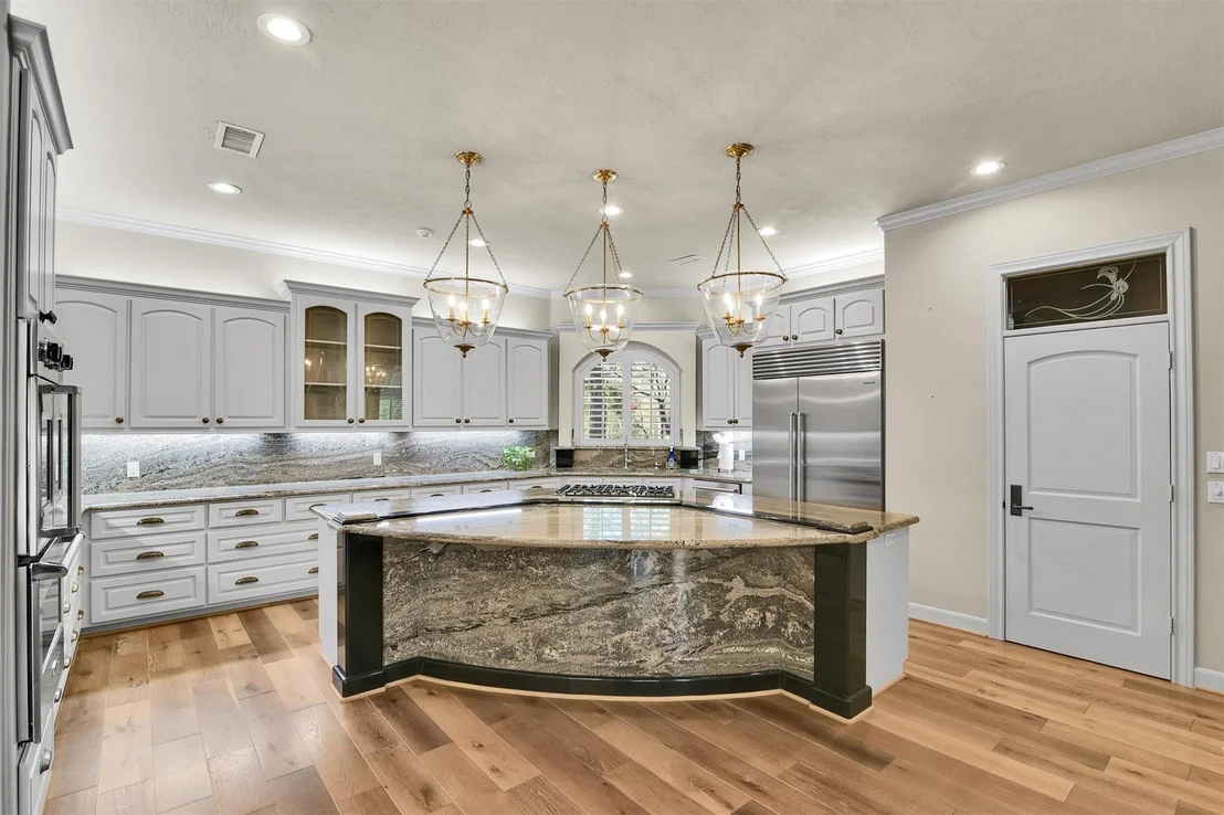 Photo of 6166 Canyon Ridge Lane