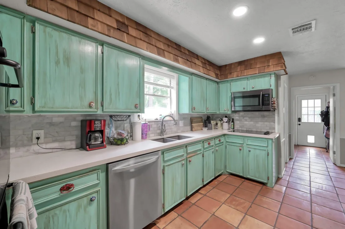 Photo of 25610 Walnut Grove Circle
