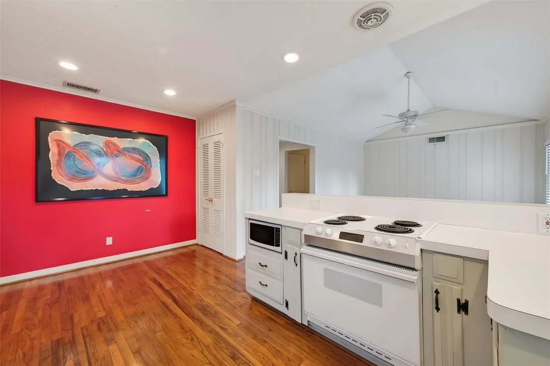 Photo of 4807 Creekbend Drive
