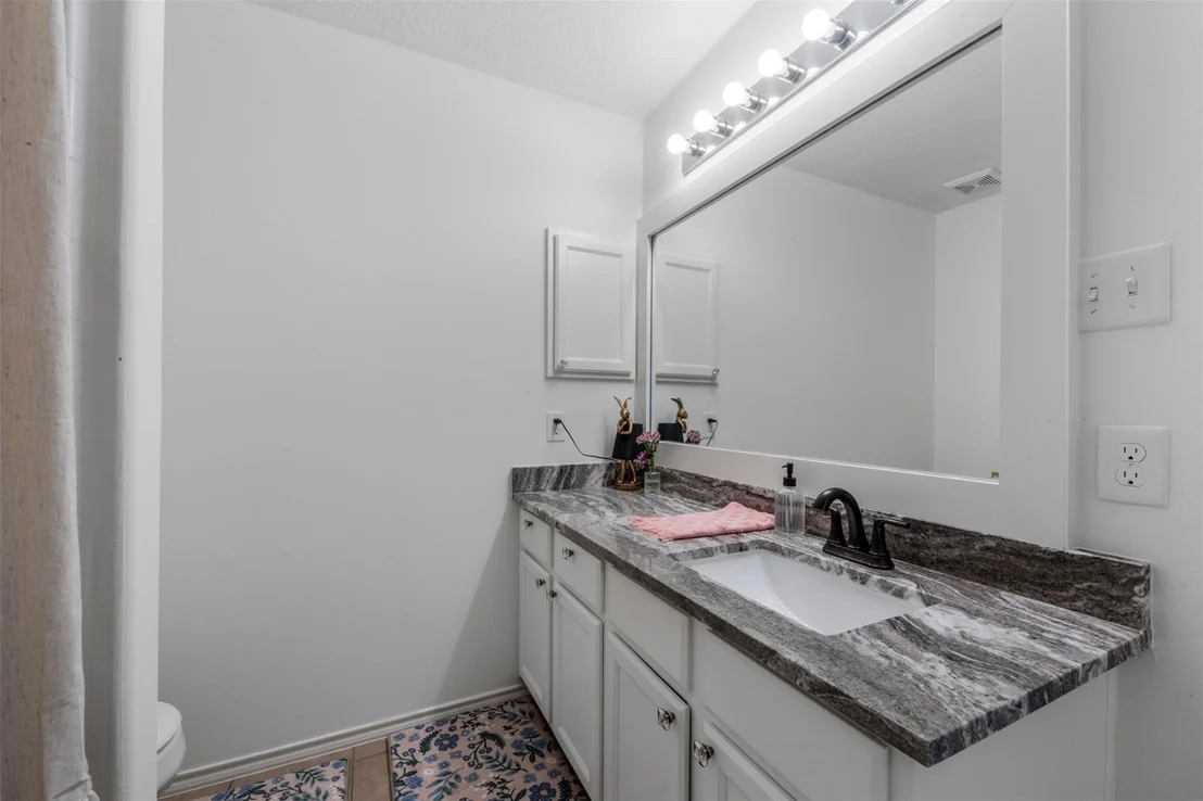 Photo of 9750 Gulfstream Drive