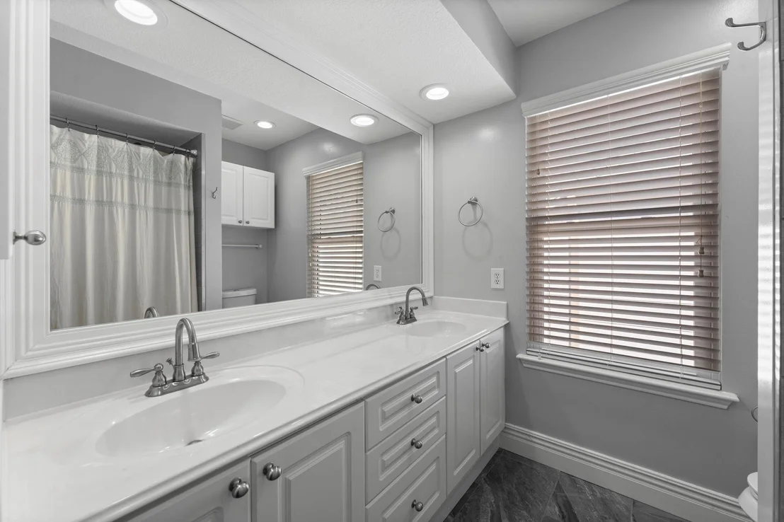 Photo of 35 S Concord Forest Circle