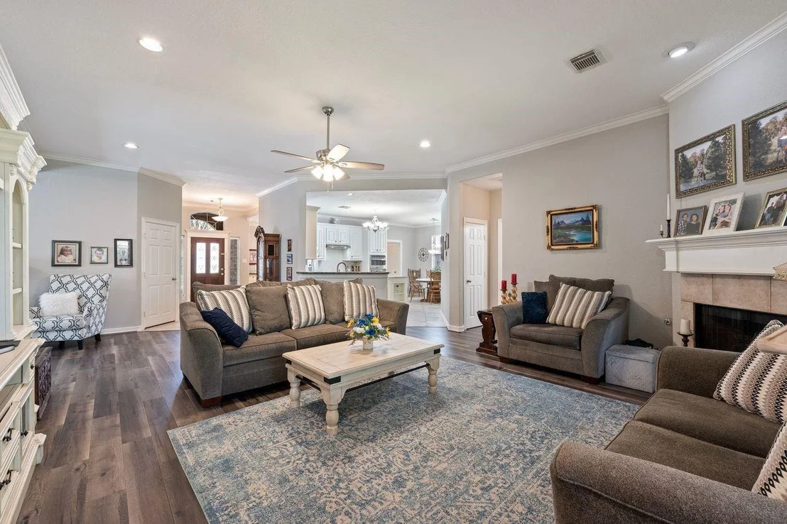 Photo of 2438 Sullivan Lane