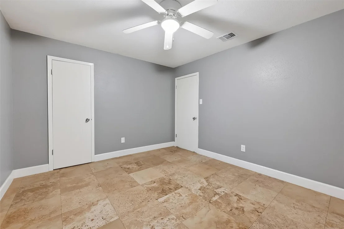 Photo of 1011 Chateau Woods Parkway Drive