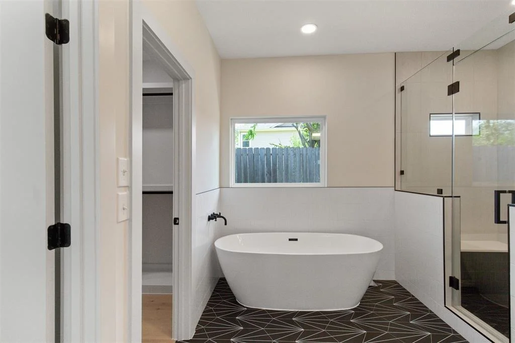 Photo of 1506 Du Barry Lane