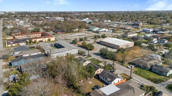 Photo of 6718 Calhoun Road