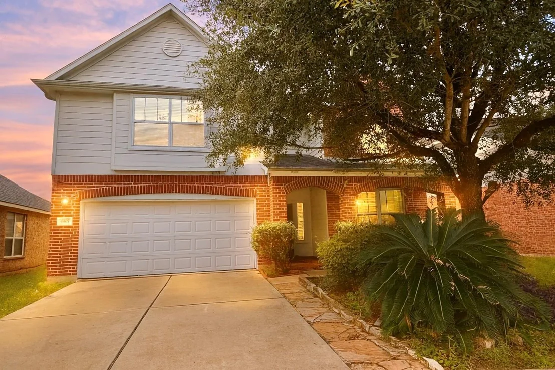Photo of 4907 Trailing Clover Court