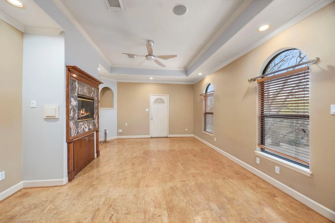 Photo of 4039 Browning Street