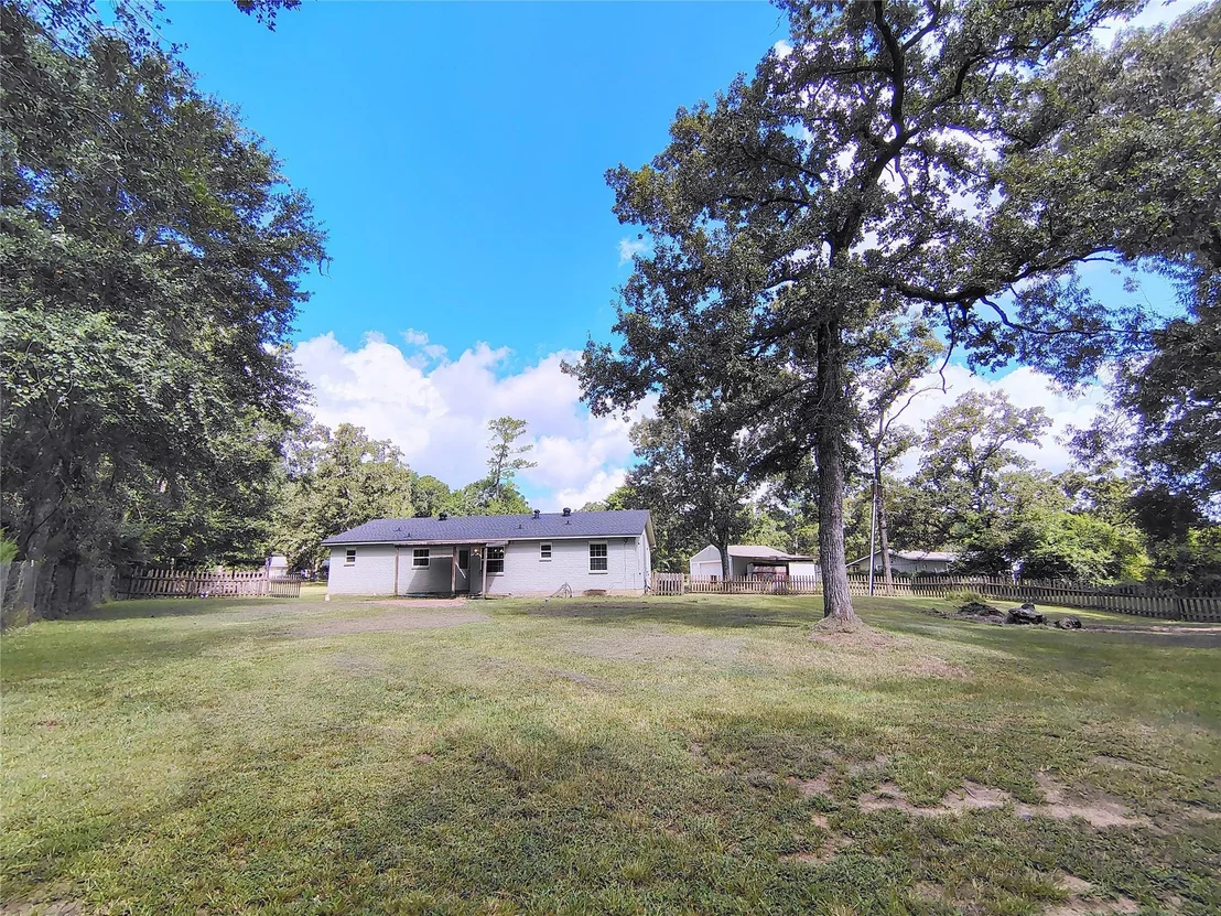 Photo of 25934 Pine Oak Drive