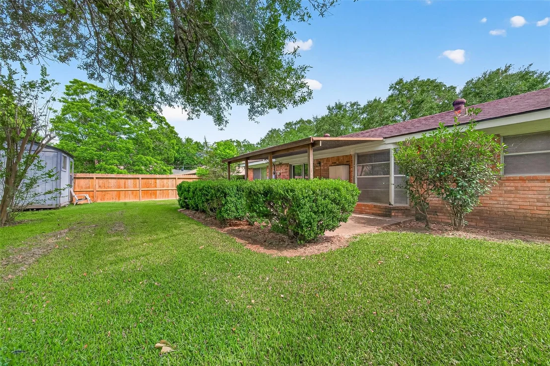 Photo of 2220 Ripple Creek Drive