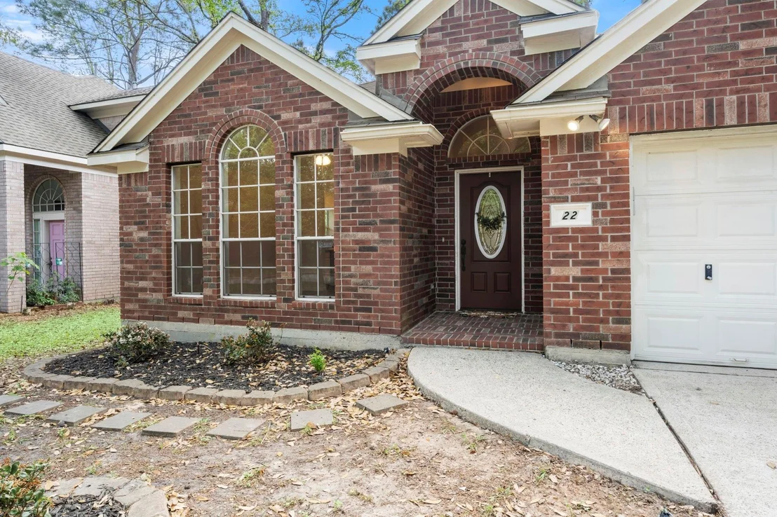 Photo of 22 N Hollylaurel Circle