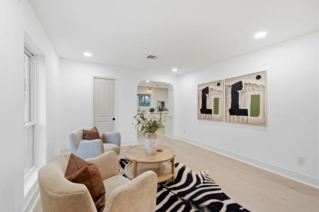 Photo of 10714 Cranbrook Road
