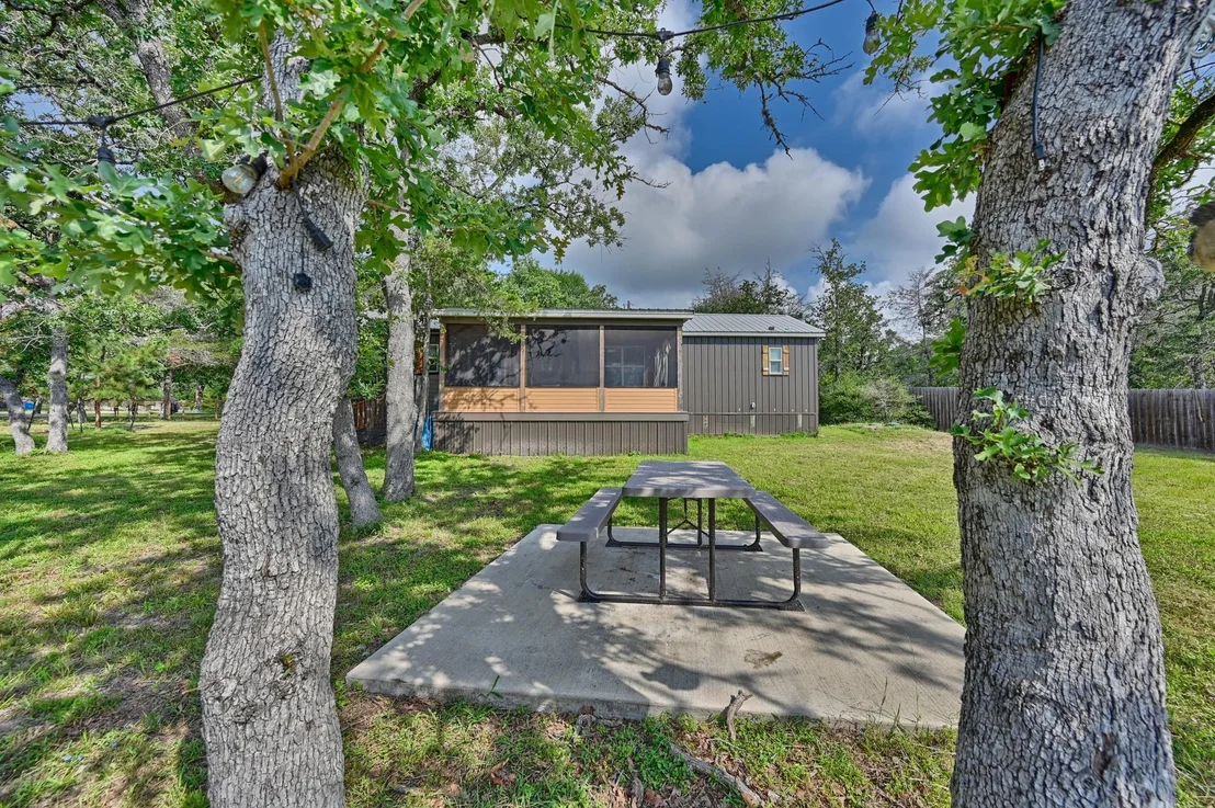 Photo of 515 Lakeview Lane