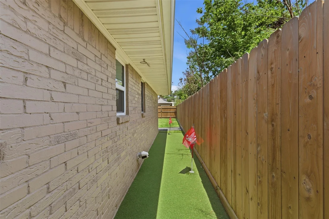 Photo of 8526 Cedel Drive
