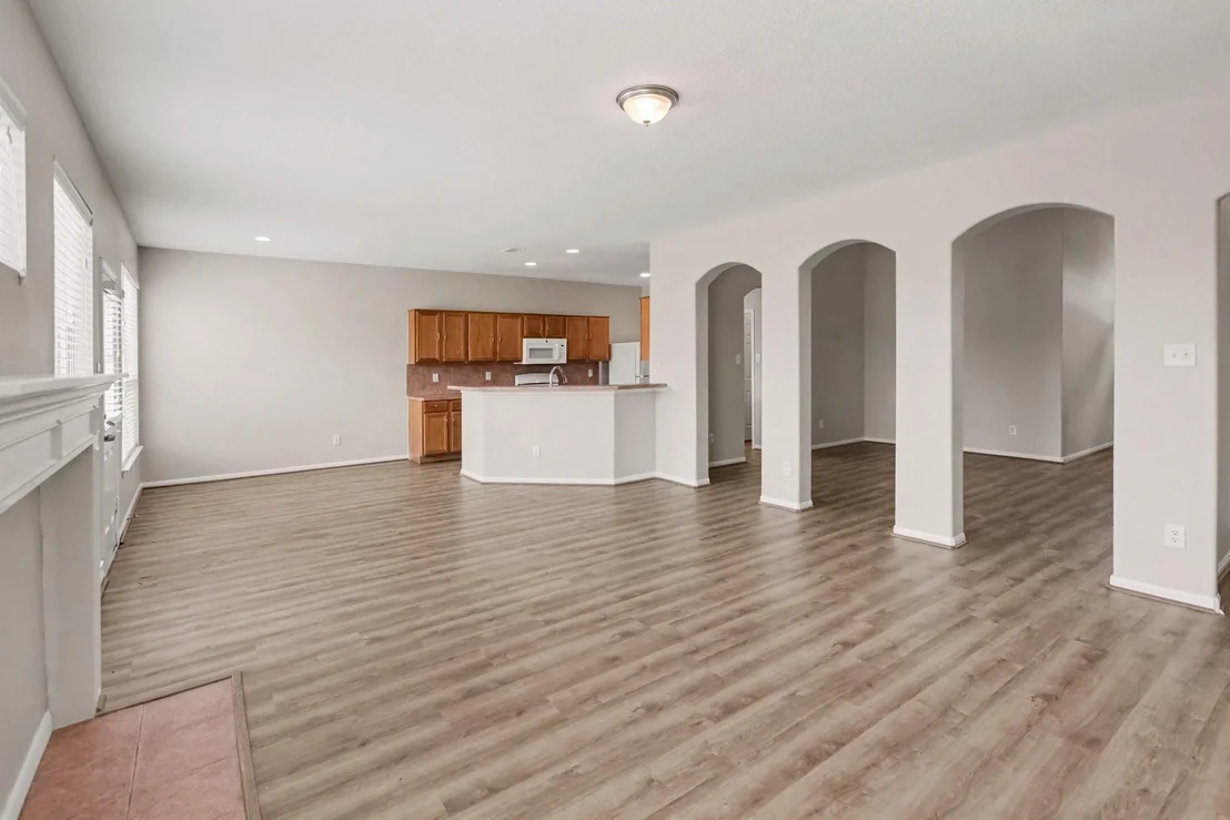 Photo of 914 Brady Bend Drive