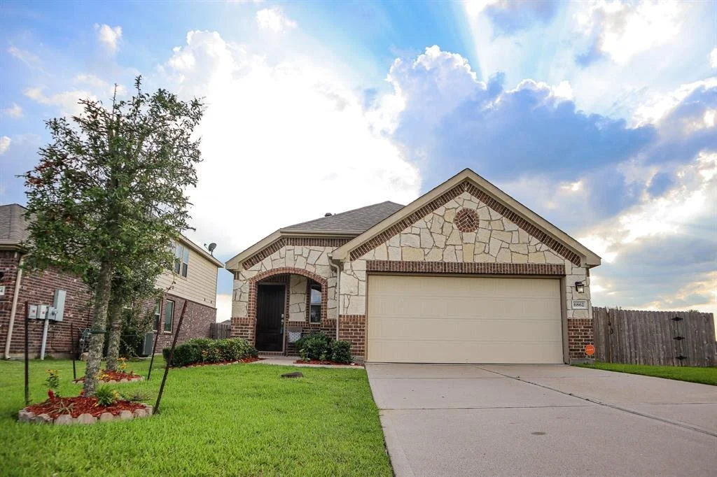 Photo of 6862 Juniper Arbor Lane
