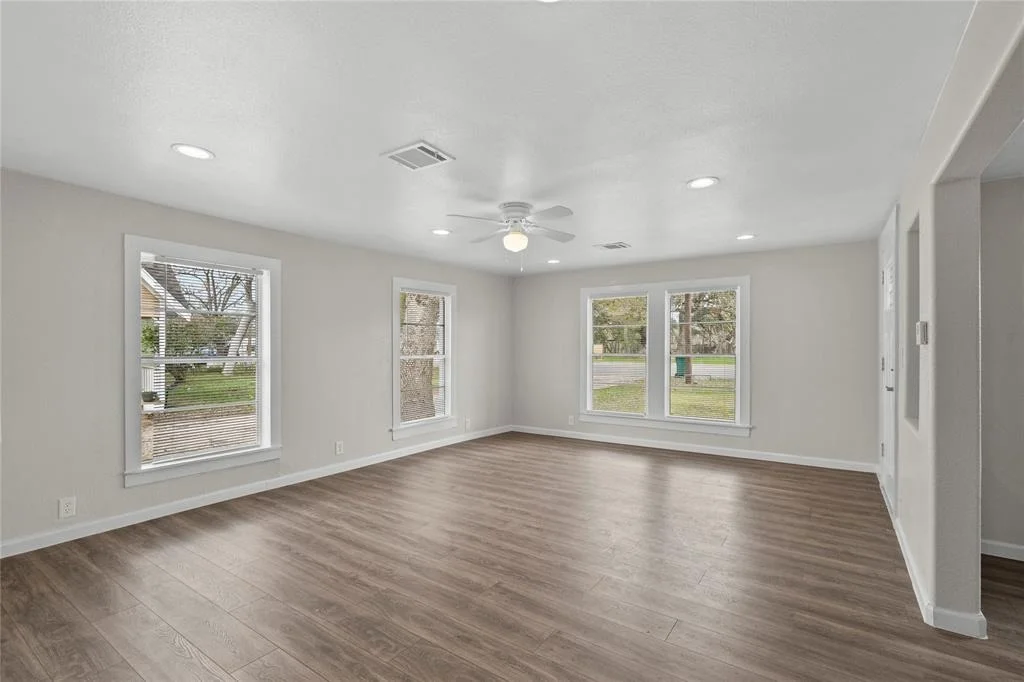 Photo of 1503 Main Street