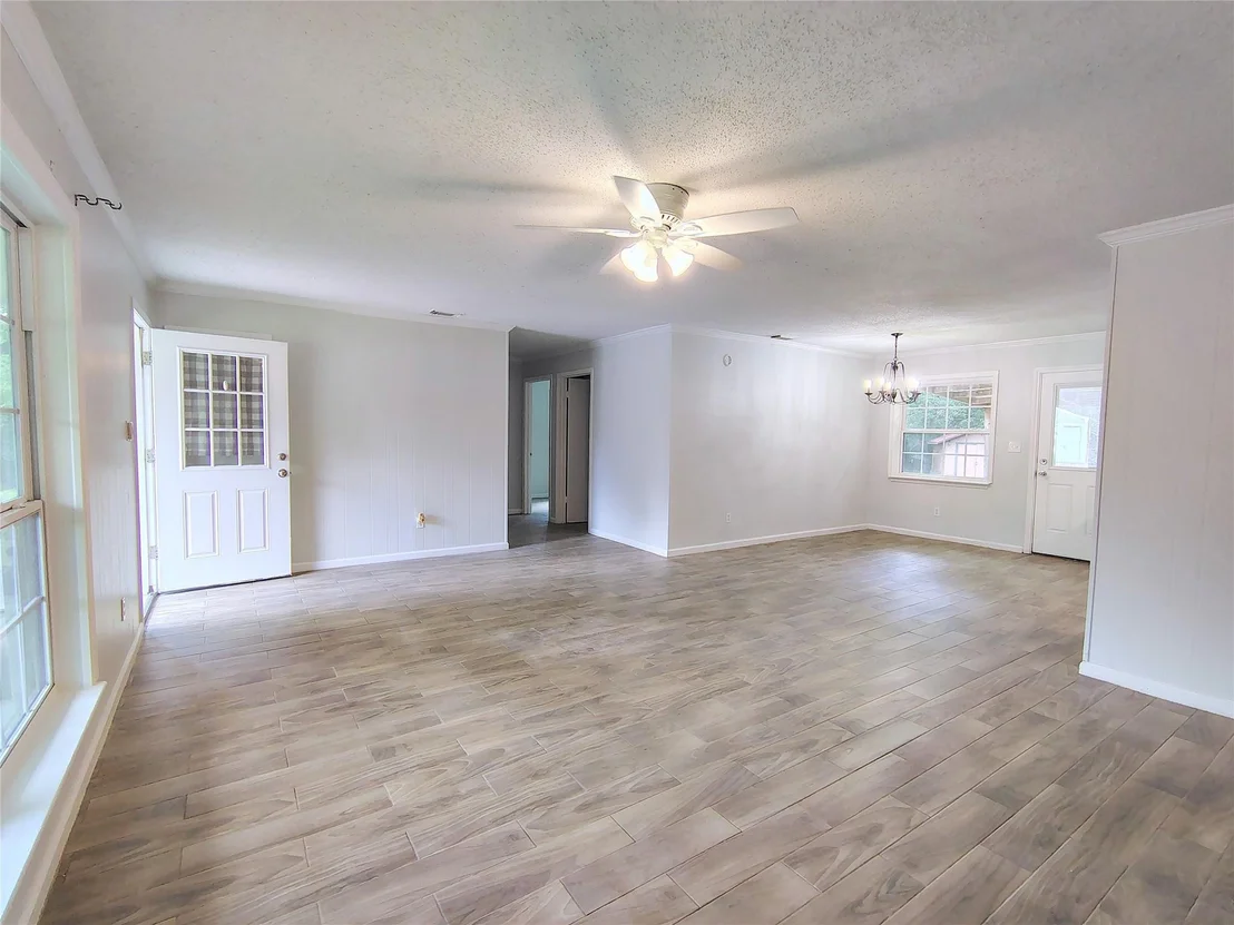 Photo of 25934 Pine Oak Drive