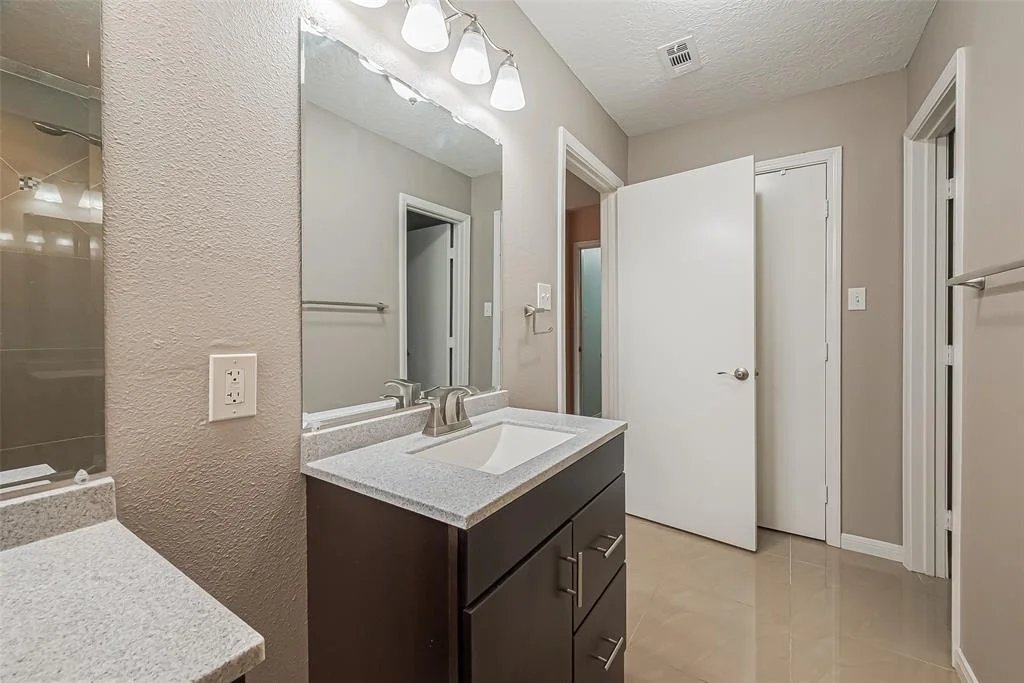 Photo of 511 Lorie Lane