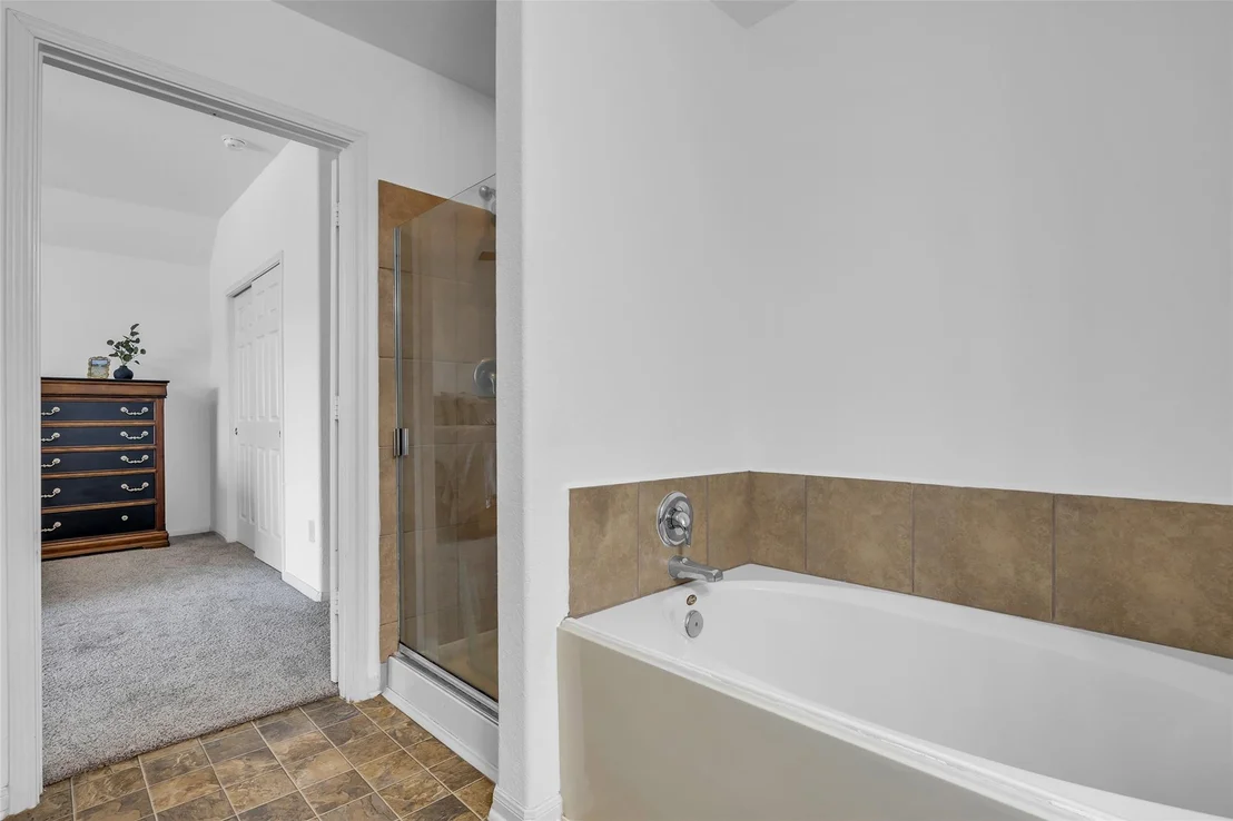 Photo of 16718 Warbler Drive