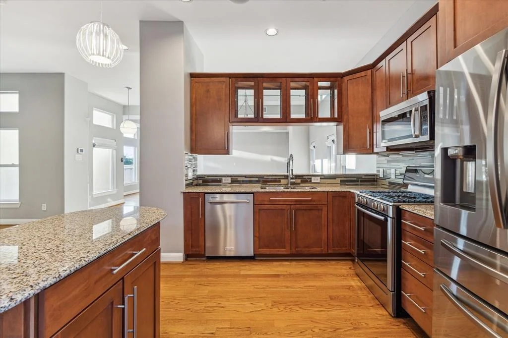 Photo of Unit C at 907 Rhode Place