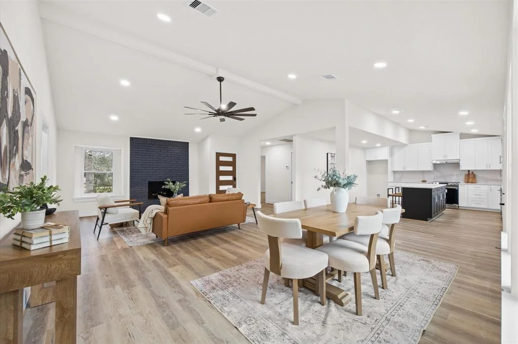Photo of 160 Greenleaf Lane