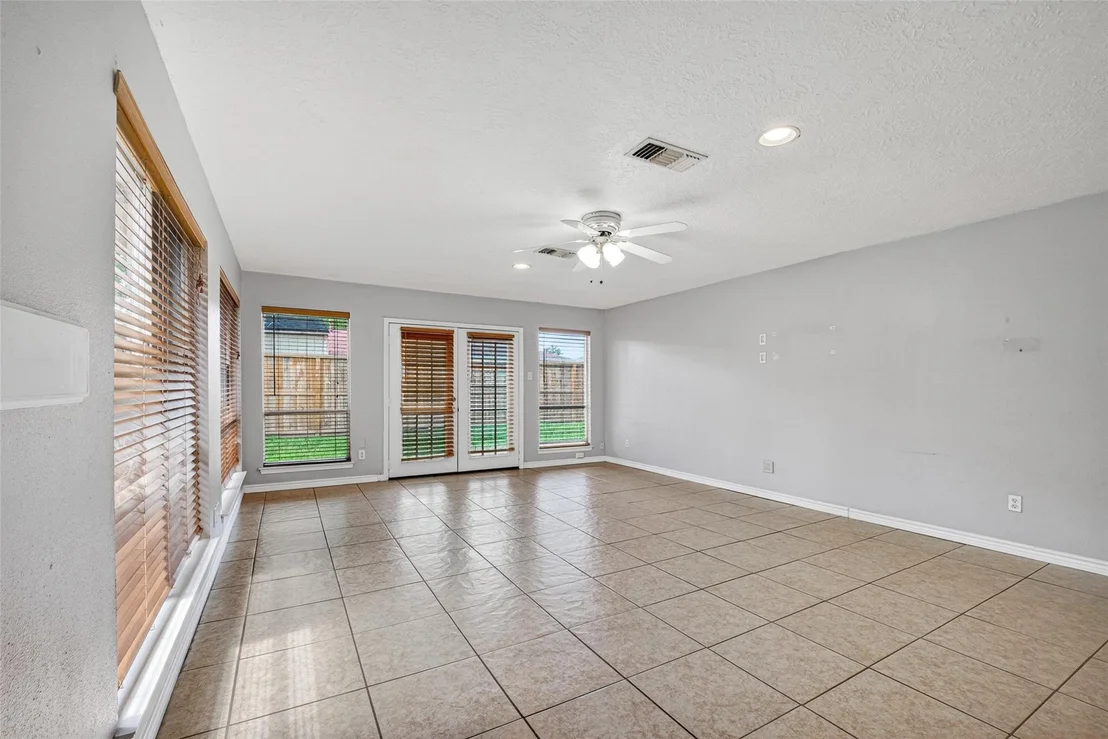 Photo of 1439 Middle Park Street