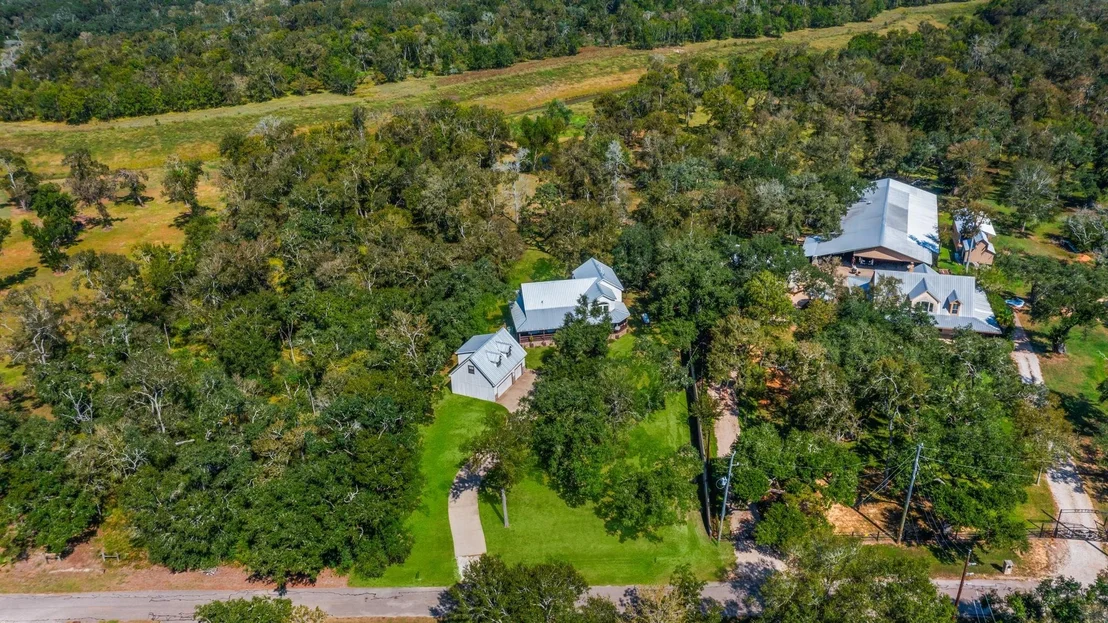 Photo of 7411 Creek Drive