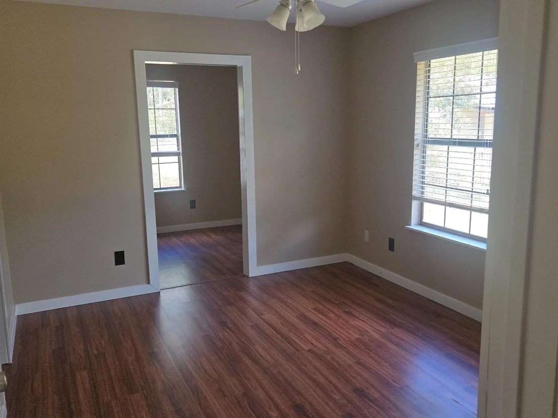 Photo of 20943 Forestview Drive