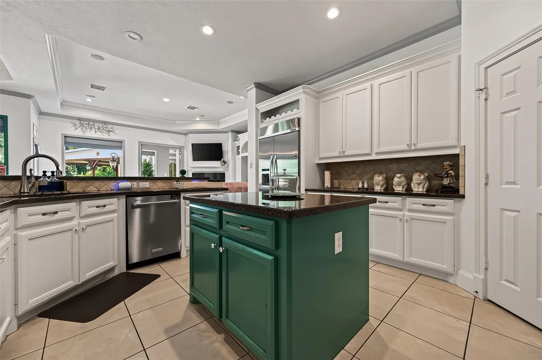 Photo of 6118 Windrose Hollow Lane