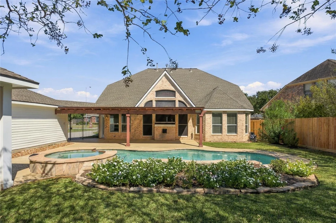 Photo of 8403 Glenn Elm Drive