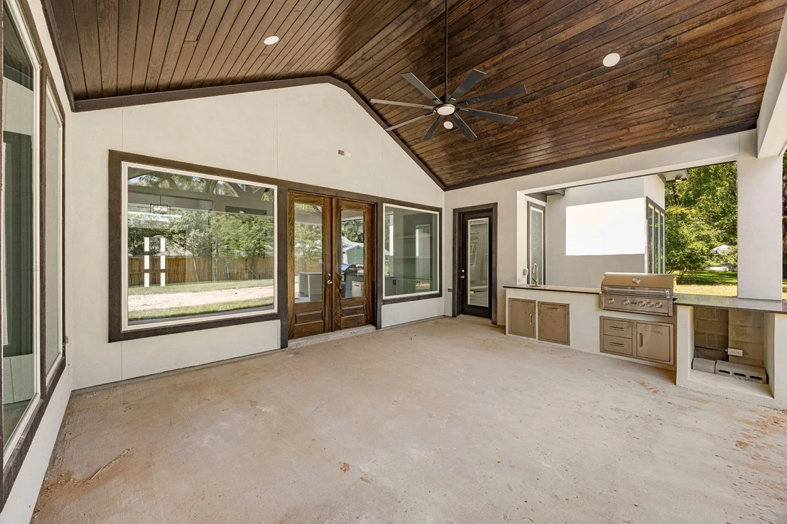 Photo of 418 Garrett Dr