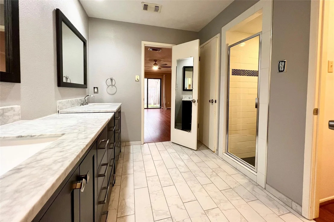 Photo of 11954 Brook Meadows Lane