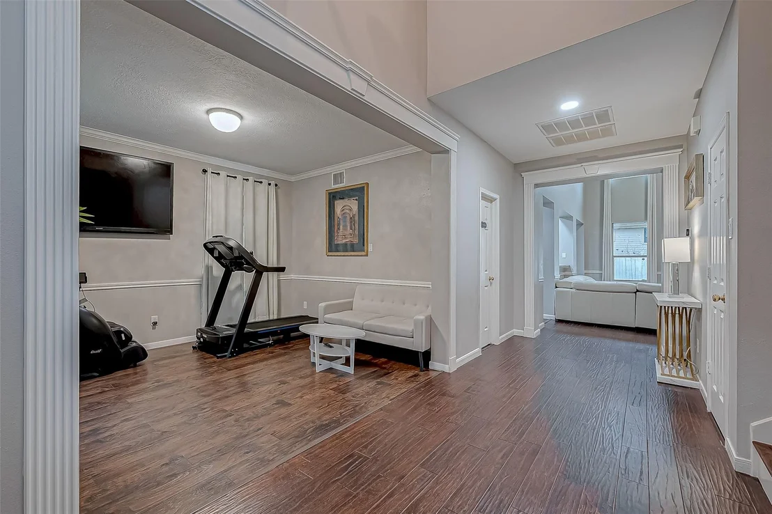 Photo of 22922 Montclair Park Lane