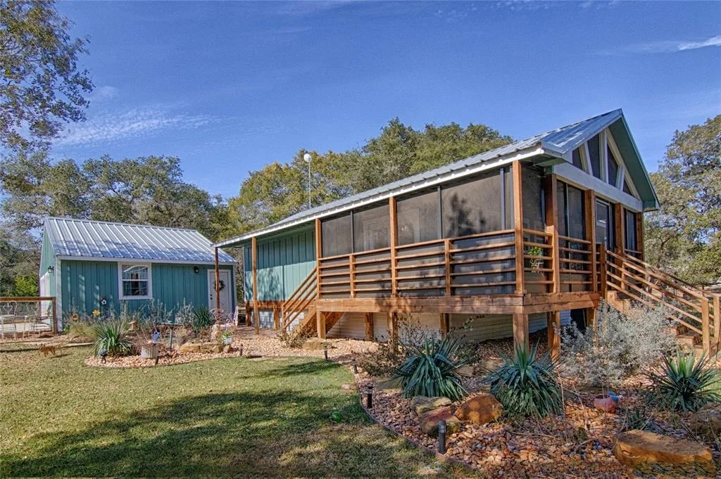 Photo of 700 Crooked Creek
