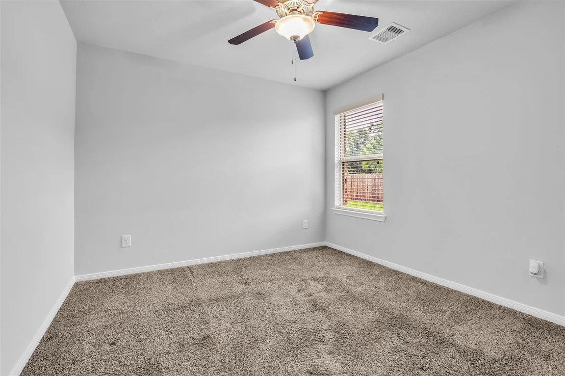 Photo of 9199 White Tail Drive
